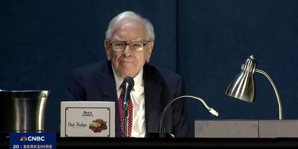 Warren Buffett breaks down Berkshire's most recent quarter during annual meeting