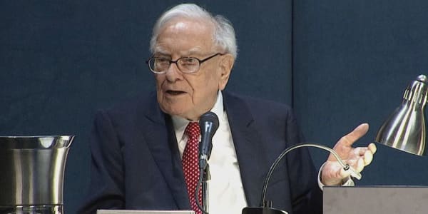 Full recap of Warren Buffett's comments at the Berkshire Hathaway annual meeting: 'I hope I come next year'