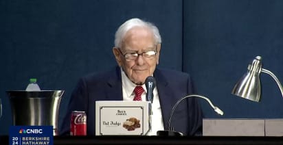 Warren Buffett on acquisition strategy: We haven't seen anything that moves the needle