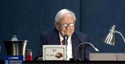 Warren Buffett says his great skill is avoiding bad luck