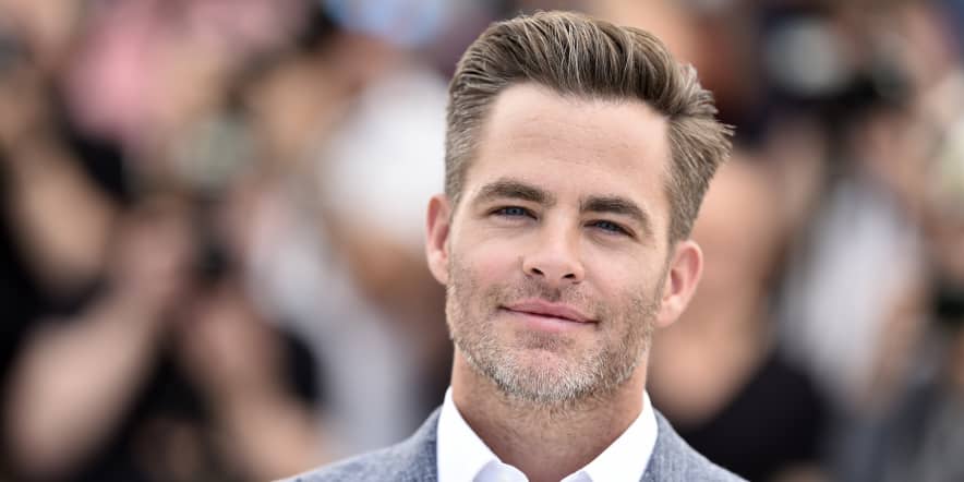 Chris Pine says $65,000 'Princess Diaries' paycheck changed his life: 'It was earth shattering'