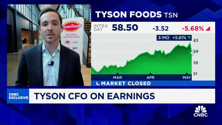 More tailwinds than headwinds in chicken right now, says Tyson Foods CFO