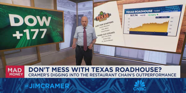 Jim Cramer digs into Texas Roadhouse's Q1 results