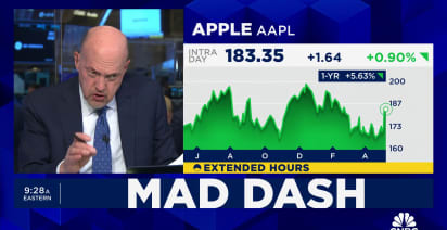 Cramer’s Mad Dash: Apple