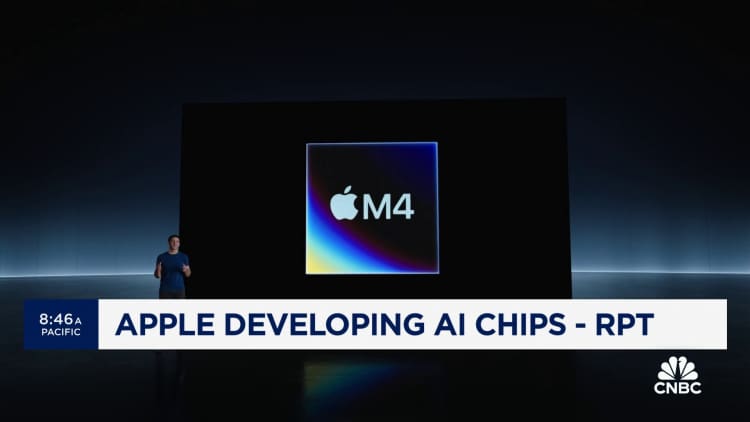 Apple reportedly developing AI chips
