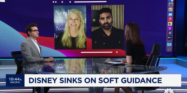 Watch CNBC's full interview with Needham's Laura Martin and The Verge's Nilay Patel on Apple's future