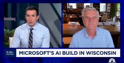 AOL's Steve Case: Seeing AI transition from horizontal LLM platforms to vertical integration