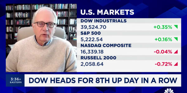 Earnings will make new record highs over the next few quarters, says Ed Yardeni