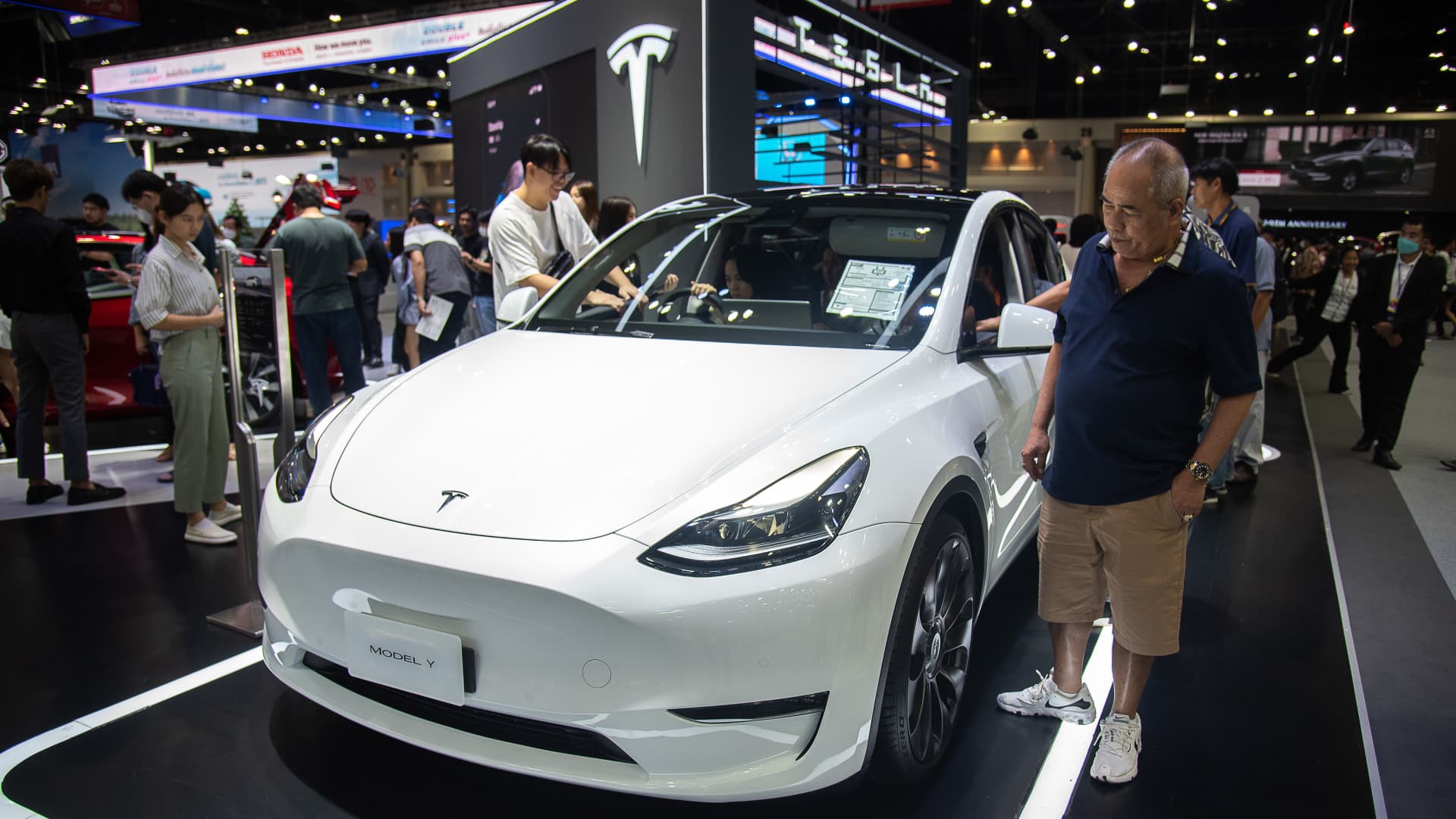 In the EV future, Thailand, the 'Detroit of Asia,' could be a key China hedge for automakers