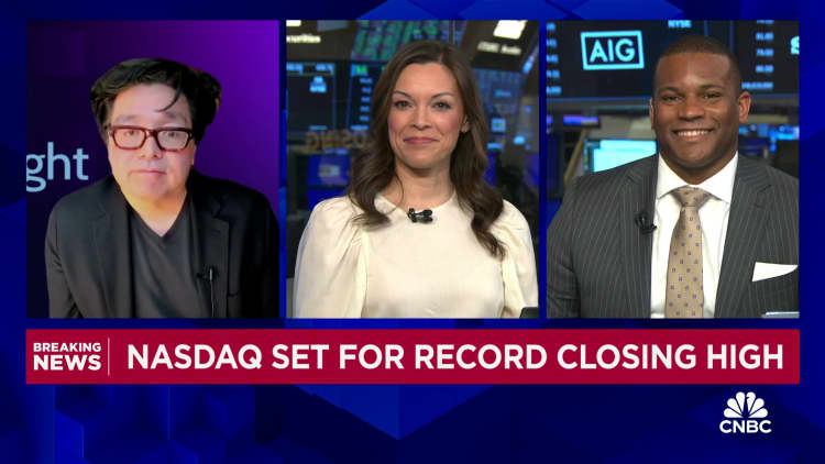 Watch CNBC’s full interview with SoFi’s Liz Young, JPMorgans’ AJ Oden and Fundstrat’s Tom Lee