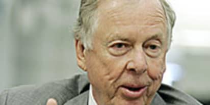 Natural Gas Will Shake US Off Foreign Oil: Pickens