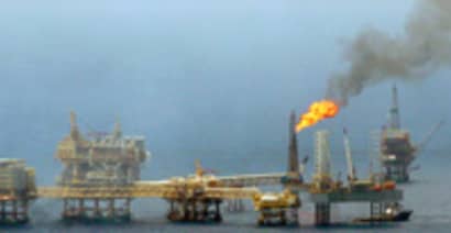 Oil Surges on Reversal of Seaway Pipeline 