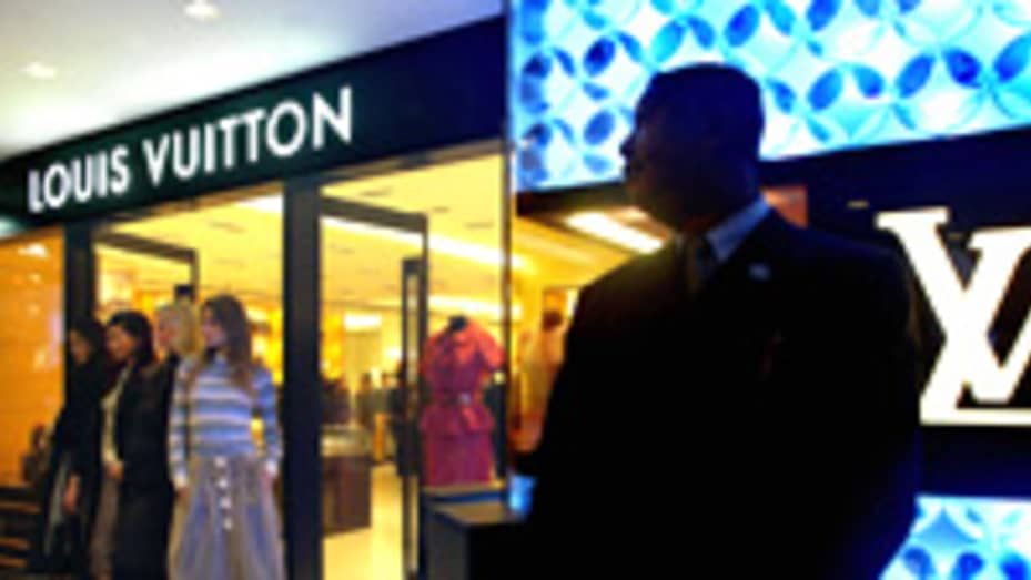 Louis Vuitton Opens Flagship Shop in Beijing