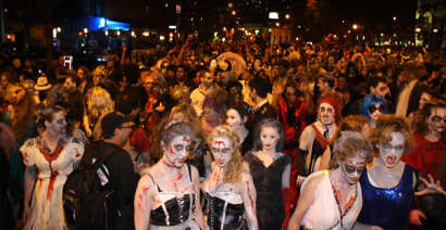 The Trendiest Halloween Costumes of 2010