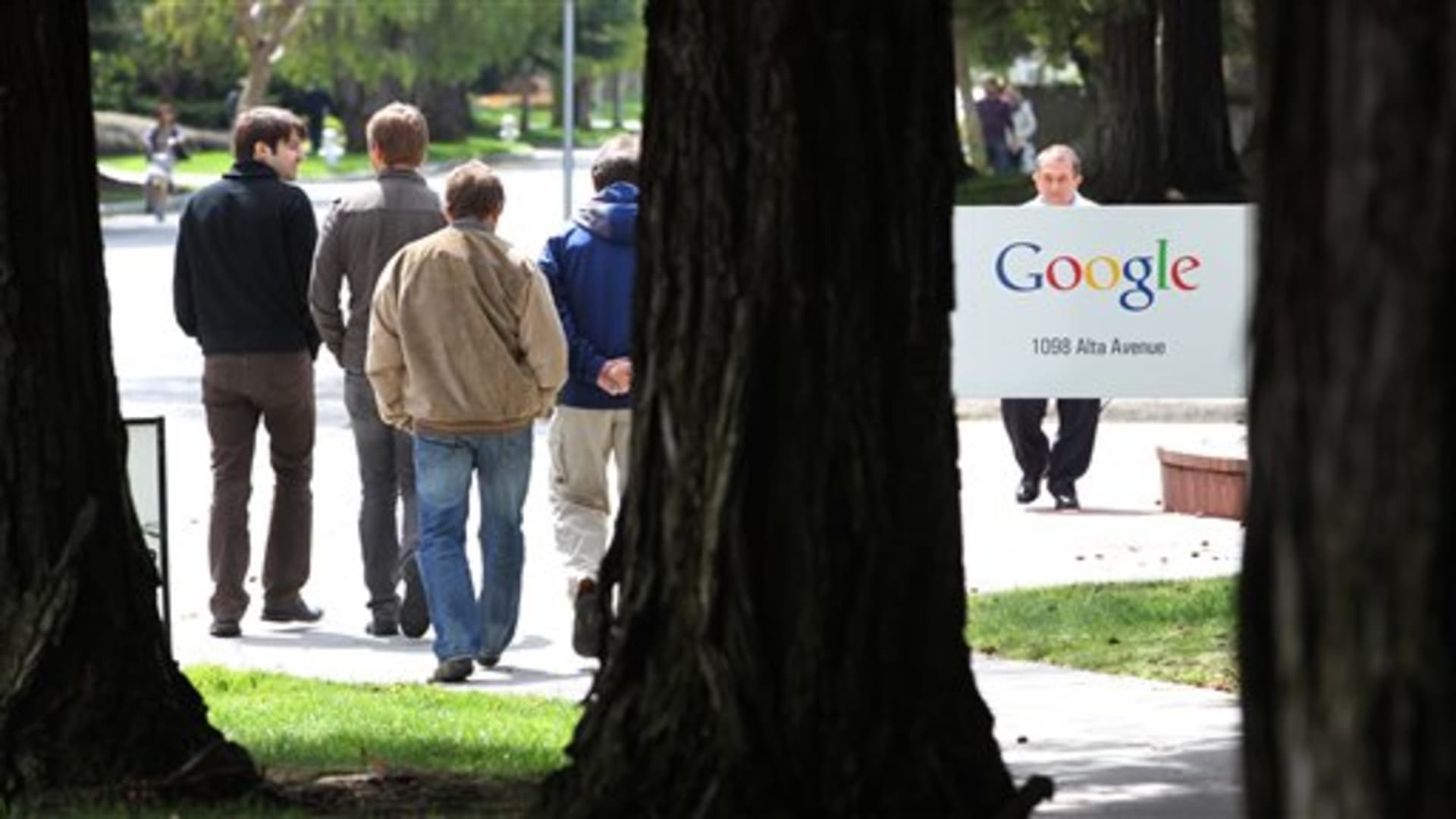 Google is cutting hundreds of jobs in its recruiting organization